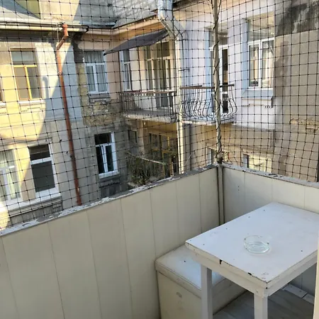 Cтудийная на дерибасовской Apartment Odesa