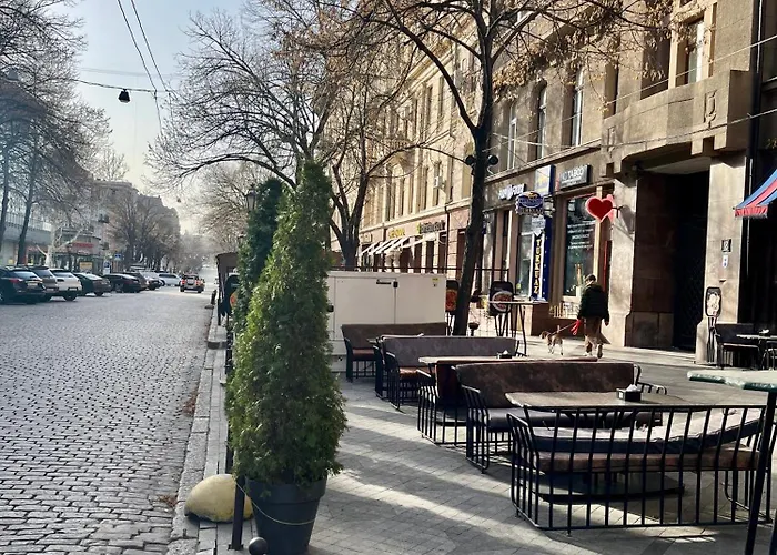 Cтудийная на дерибасовской Apartment *